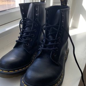 Dr. Martens BARLEY WORN